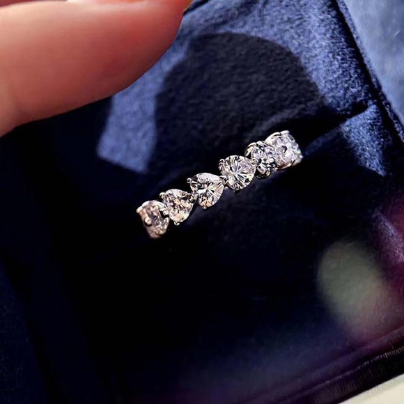 Neiman Marcus Jewelry - 14k 3ct Heart Eternity Band